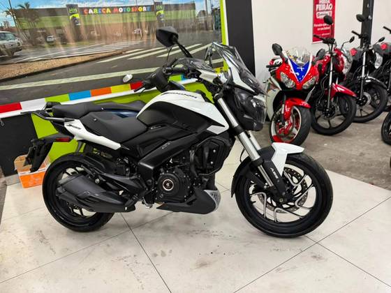 BAJAJ DOMINAR 400 BAJAJ DOMINAR 400
